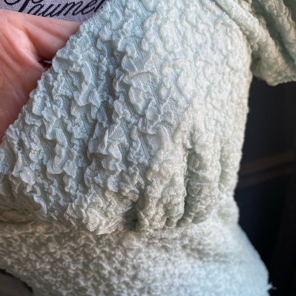 Cute top 💚 - Picture 4 of 4